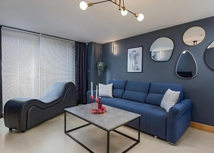 The Midnight Parlour *