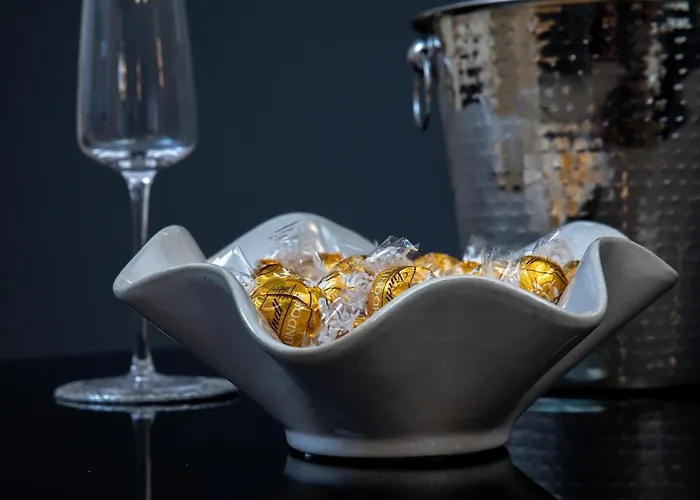 The Midnight Parlour Apartamento